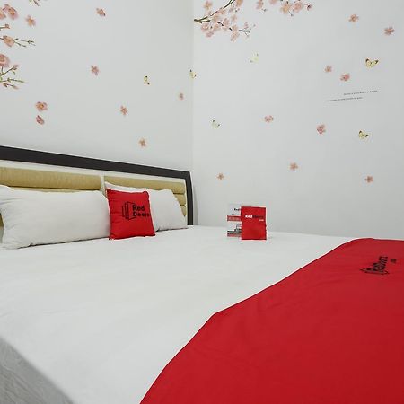 Reddoorz @ Prambanan Timur Raya 三宝垄 外观 照片