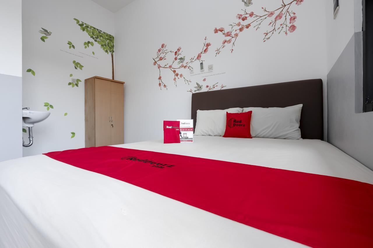 Reddoorz @ Prambanan Timur Raya 三宝垄 外观 照片