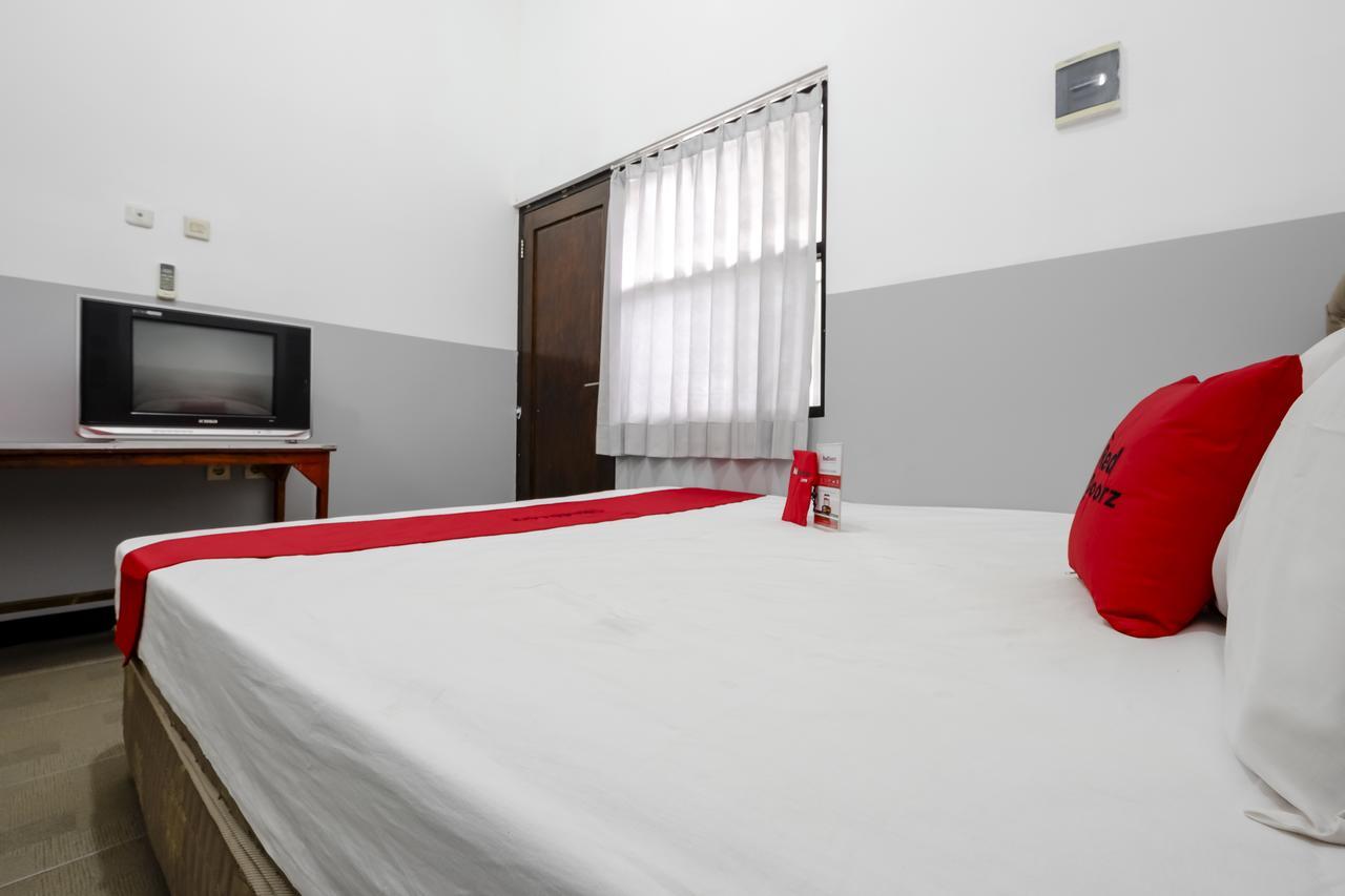 Reddoorz @ Prambanan Timur Raya 三宝垄 外观 照片