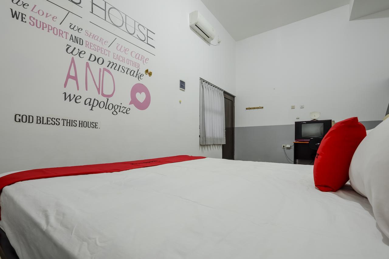 Reddoorz @ Prambanan Timur Raya 三宝垄 外观 照片