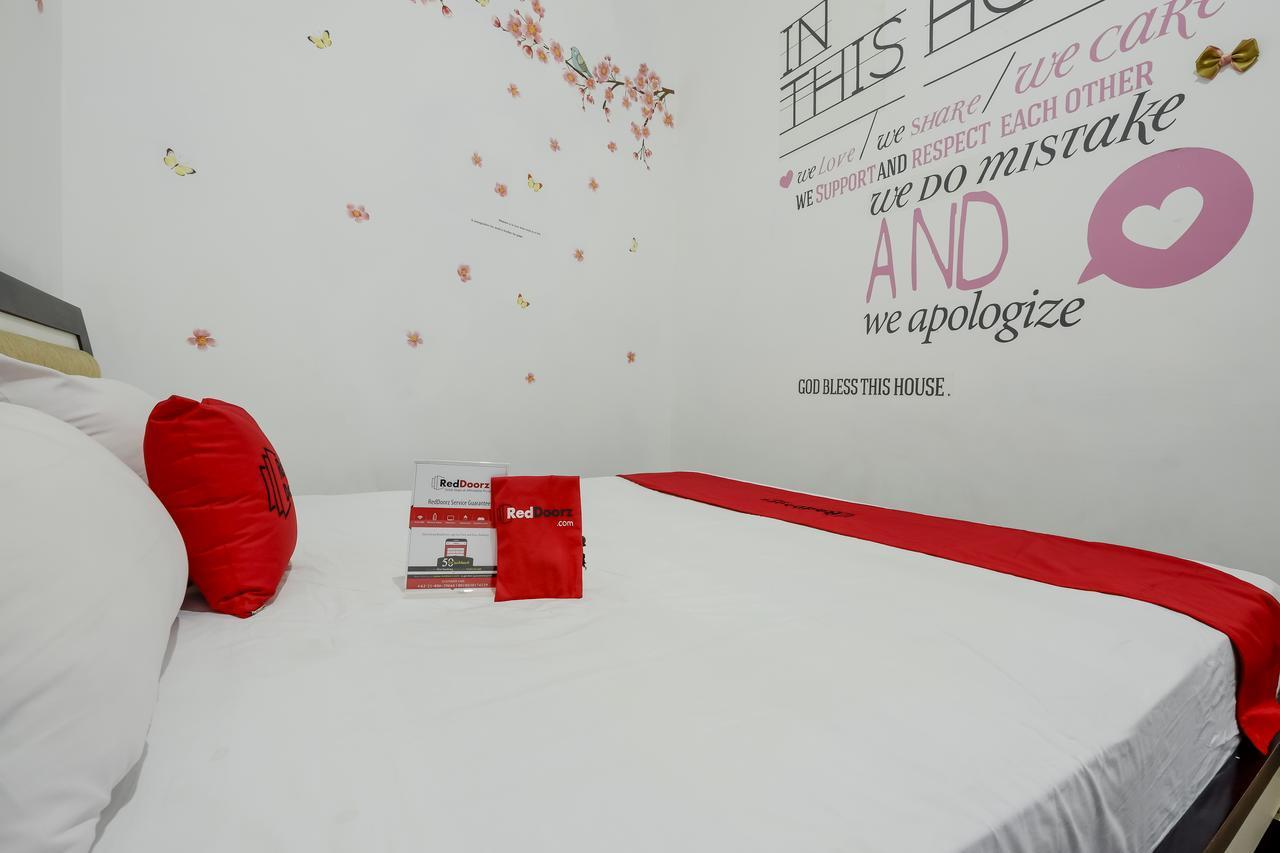 Reddoorz @ Prambanan Timur Raya 三宝垄 外观 照片